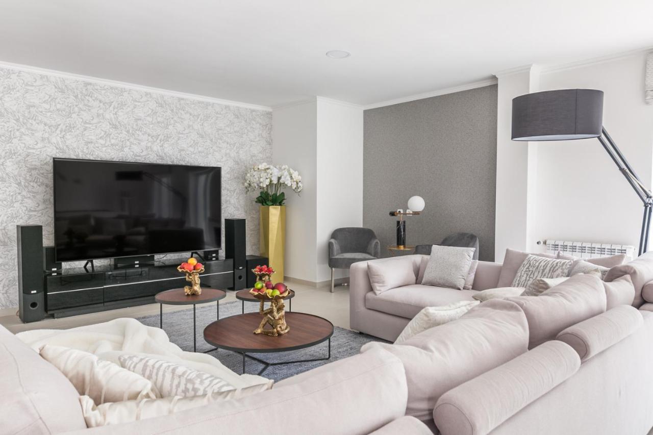 Quinta Da Serra - Luxurious Villa Sintra - Heated Pool & Jacuzzi מראה חיצוני תמונה